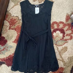 ❤️ Akualani Lace Sleeveless Dtess ❤️